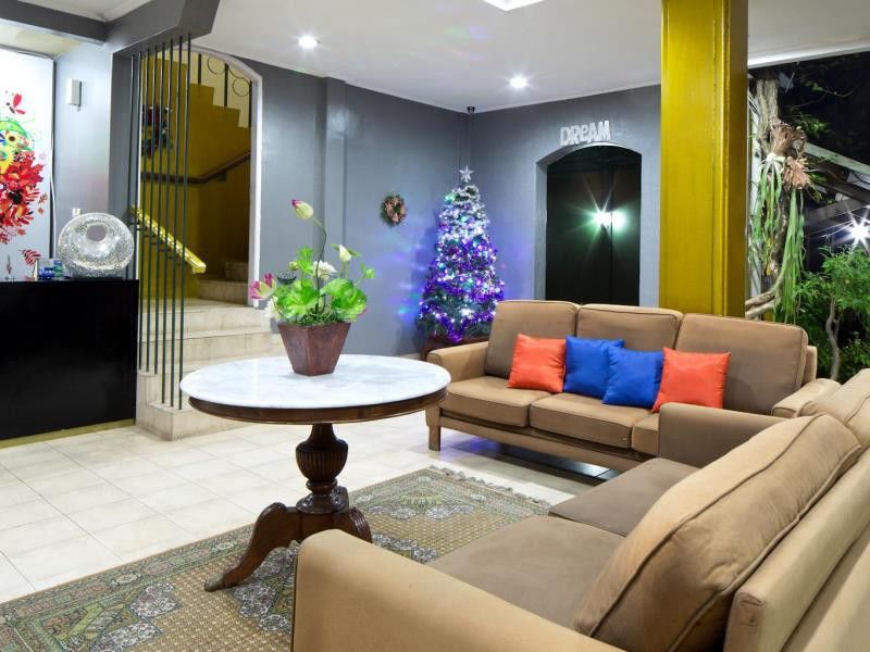 Maven Buncit Hotel Jakarta Exterior photo