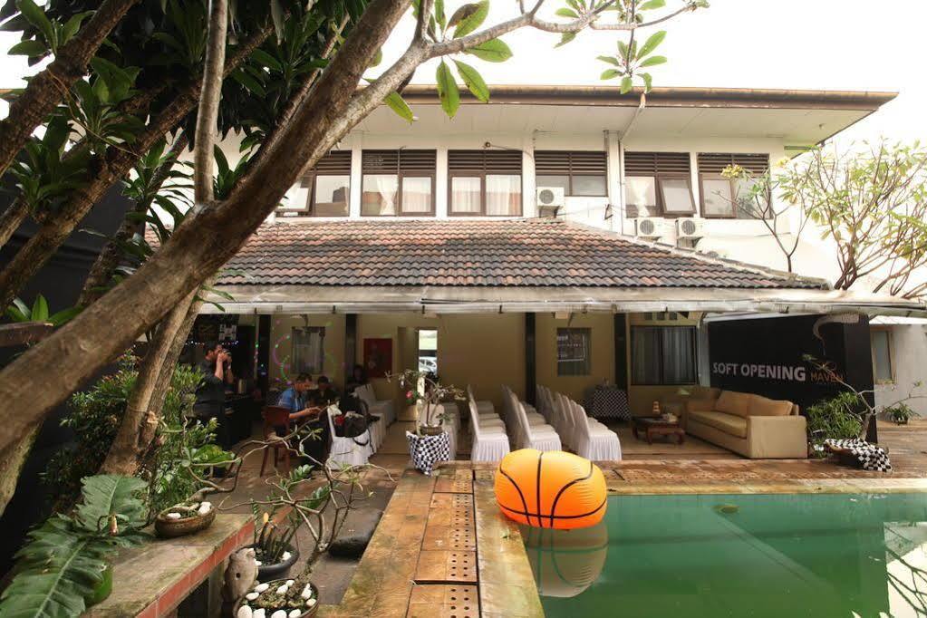 Maven Buncit Hotel Jakarta Exterior photo