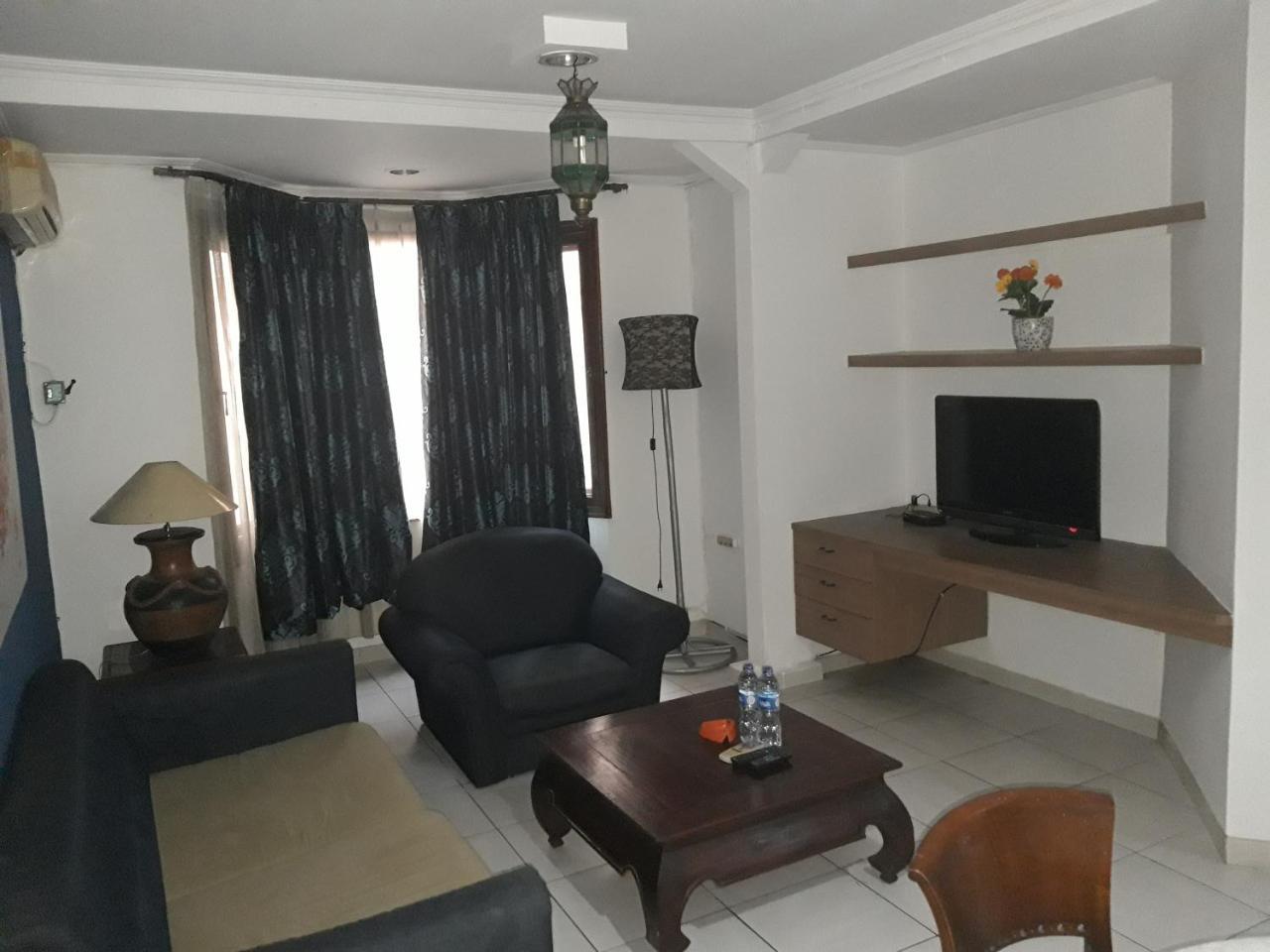 Maven Buncit Hotel Jakarta Exterior photo